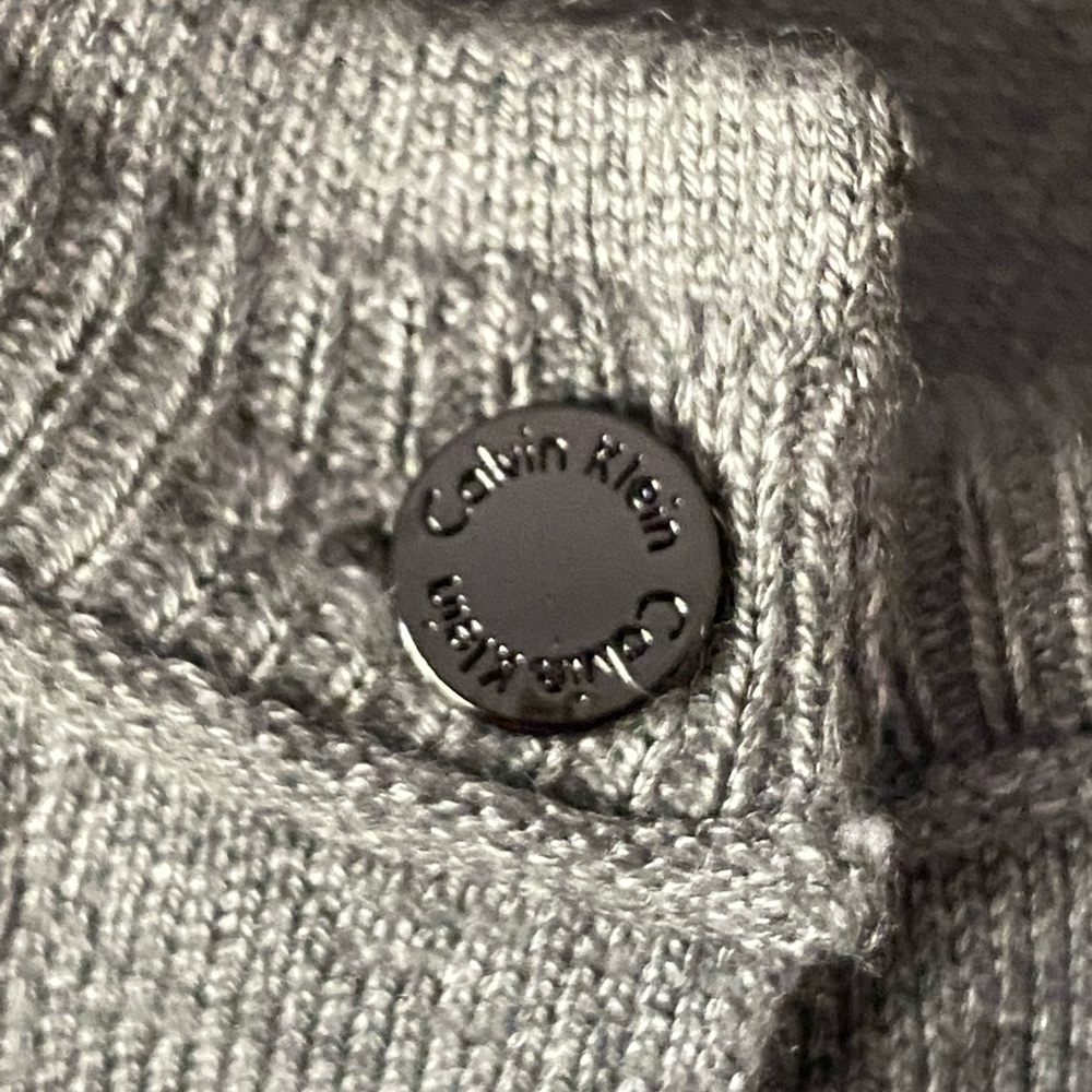 Calvin Klein heather gray sweater